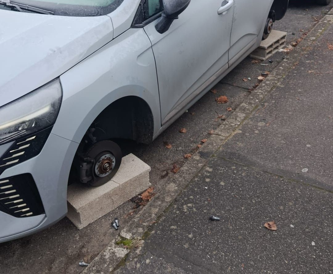 vols de gente et pieces auto a linas